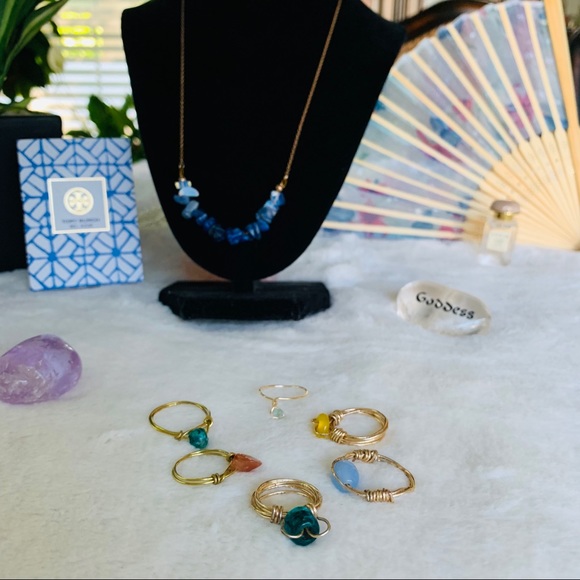 ❗️SOLD❗️ Handmade Gold Copper Wire Bead/Stone Rings - Picture 8 of 8